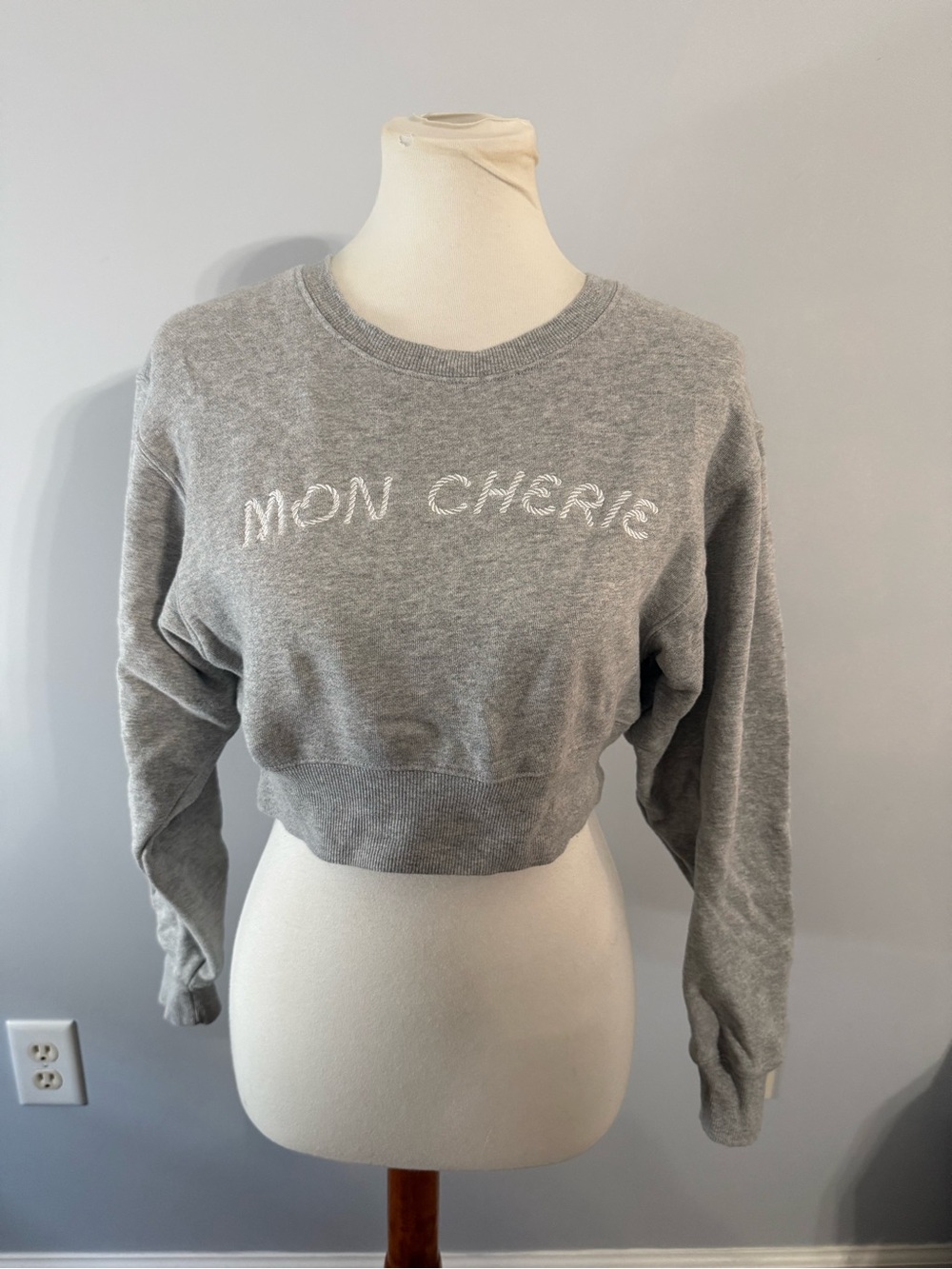Forever 21 Light Gray Crewneck Sweater